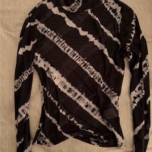 SHEIN Monochrome Tie-Dye Long Sleeve Top